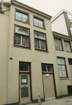 861430 Gezicht op de voorgevel van het pand Lange Koestraat 31 in Wijk C te Utrecht, dat in gebruik is als bakkerij van ...